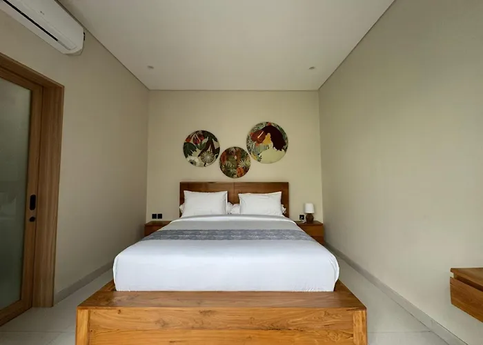 Anyara In Villa *